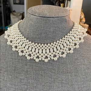 VTG Hong Kong Elegant Ivory Faux Pearl Collar Necklace - Classic Women's Jewelry